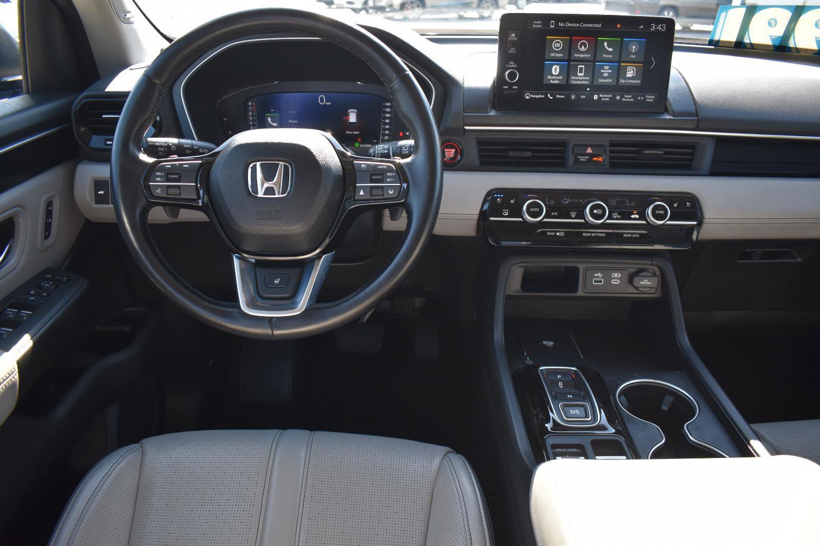 Used 2023 Honda Pilot Elite image 21