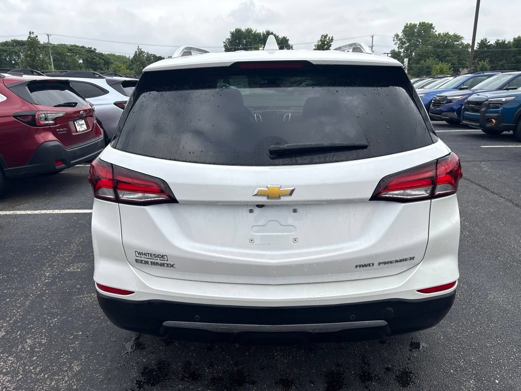 Used 2024 Chevrolet Equinox Premier AWD/4WD image 4