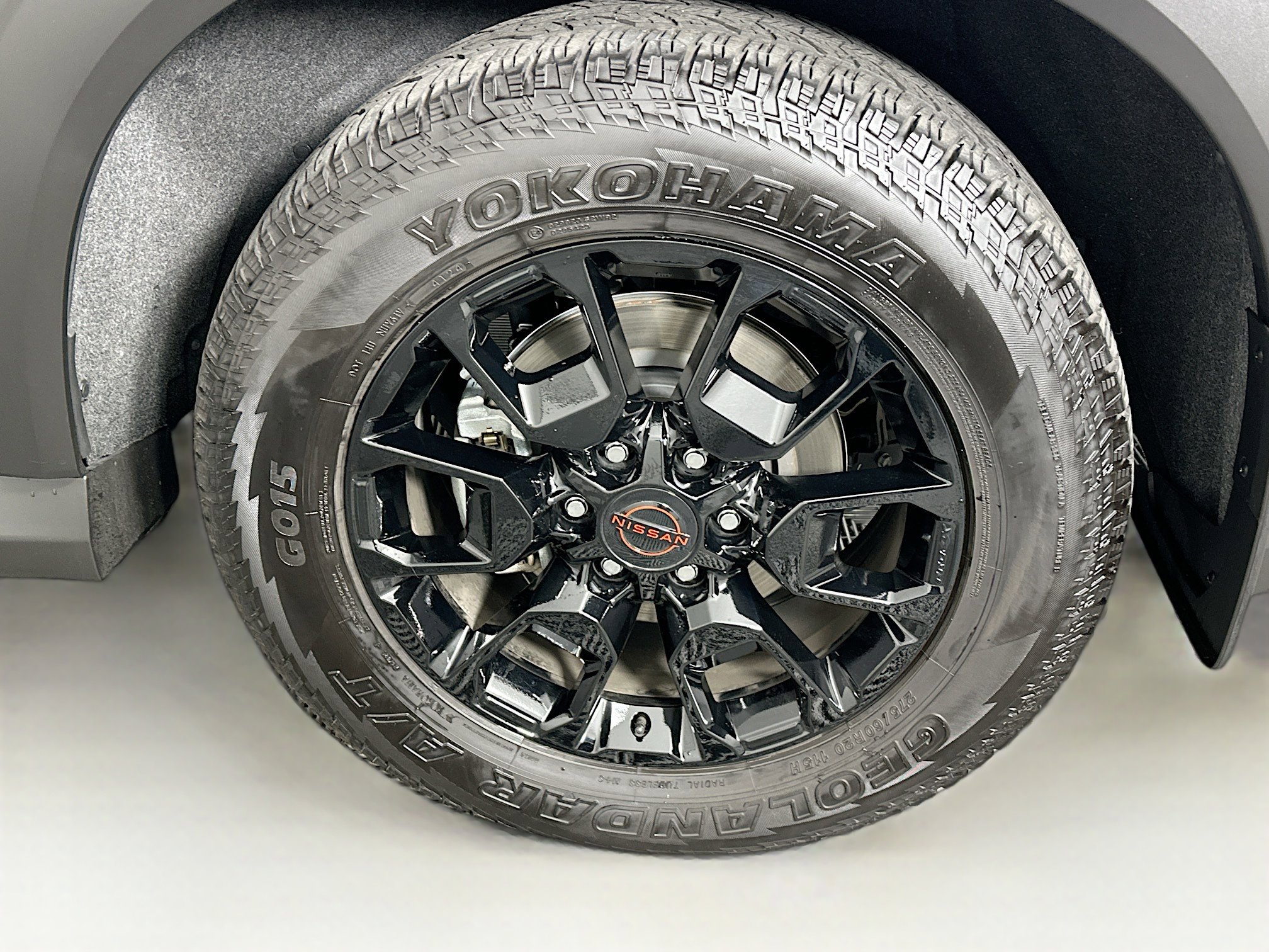 Used 2025 Nissan Armada PRO-4X w/ Pro-4X Premium Package AWD/4WD image 11