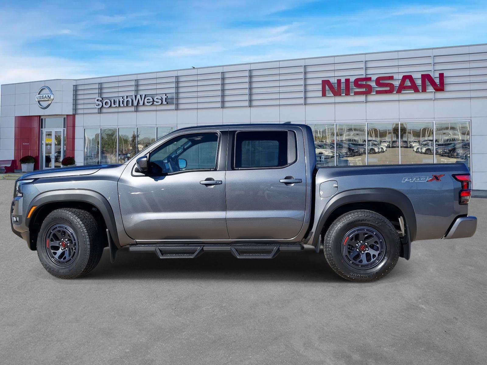 New 2026 Nissan Frontier Pro-X w/ Pro-X Convenience Package image 9