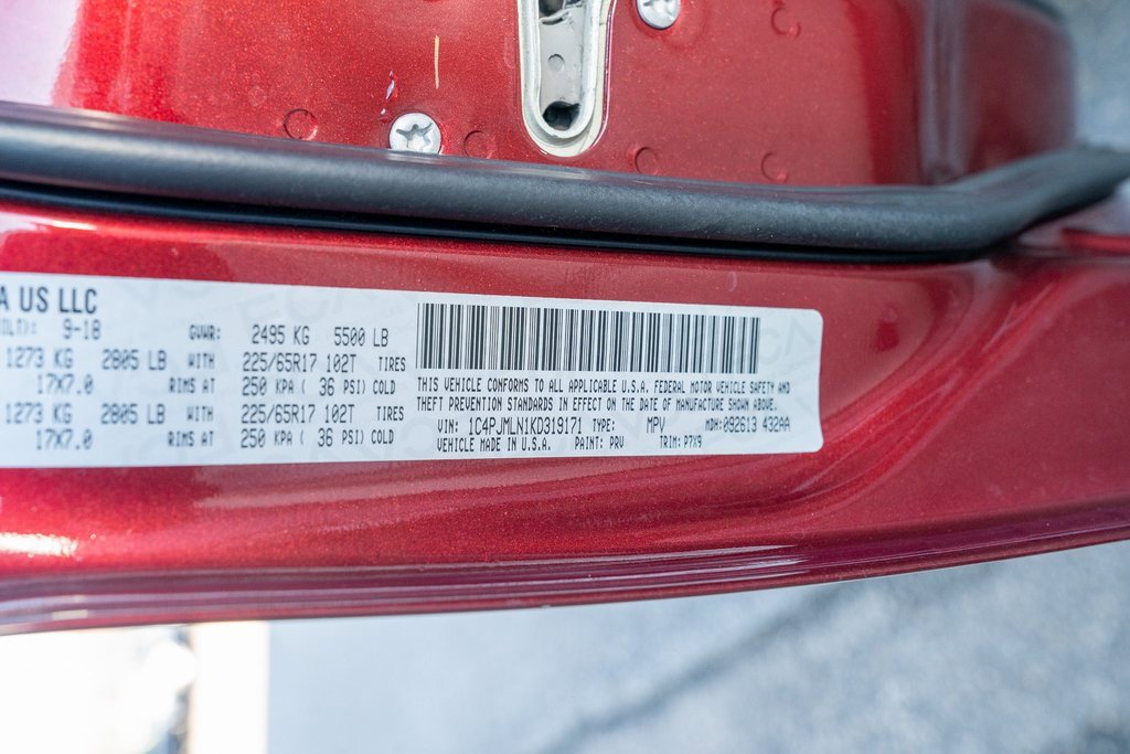 Used 2019 Jeep Cherokee Latitude Plus w/ Comfort/Convenience Group image 21