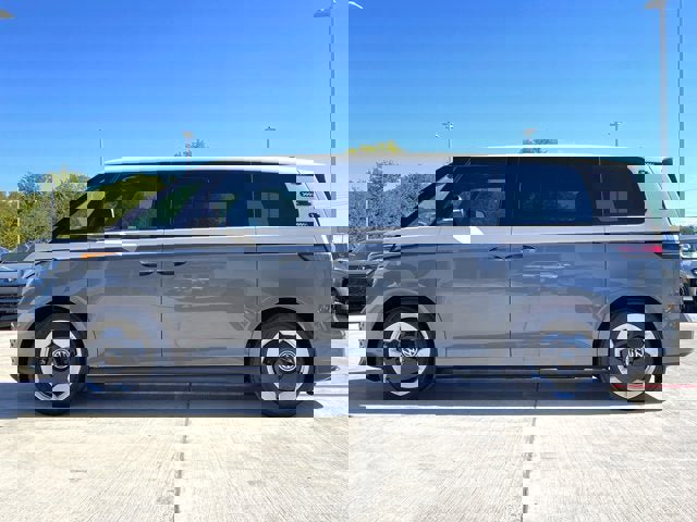 New 2025 Volkswagen ID. Buzz Pro S image 3