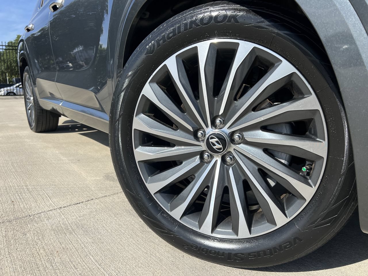 Used 2024 Hyundai Palisade Calligraphy FWD image 6
