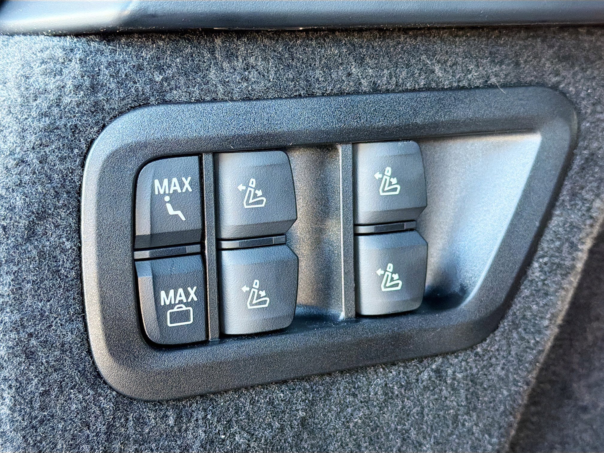 New 2026 BMW X7 xDrive40i image 13