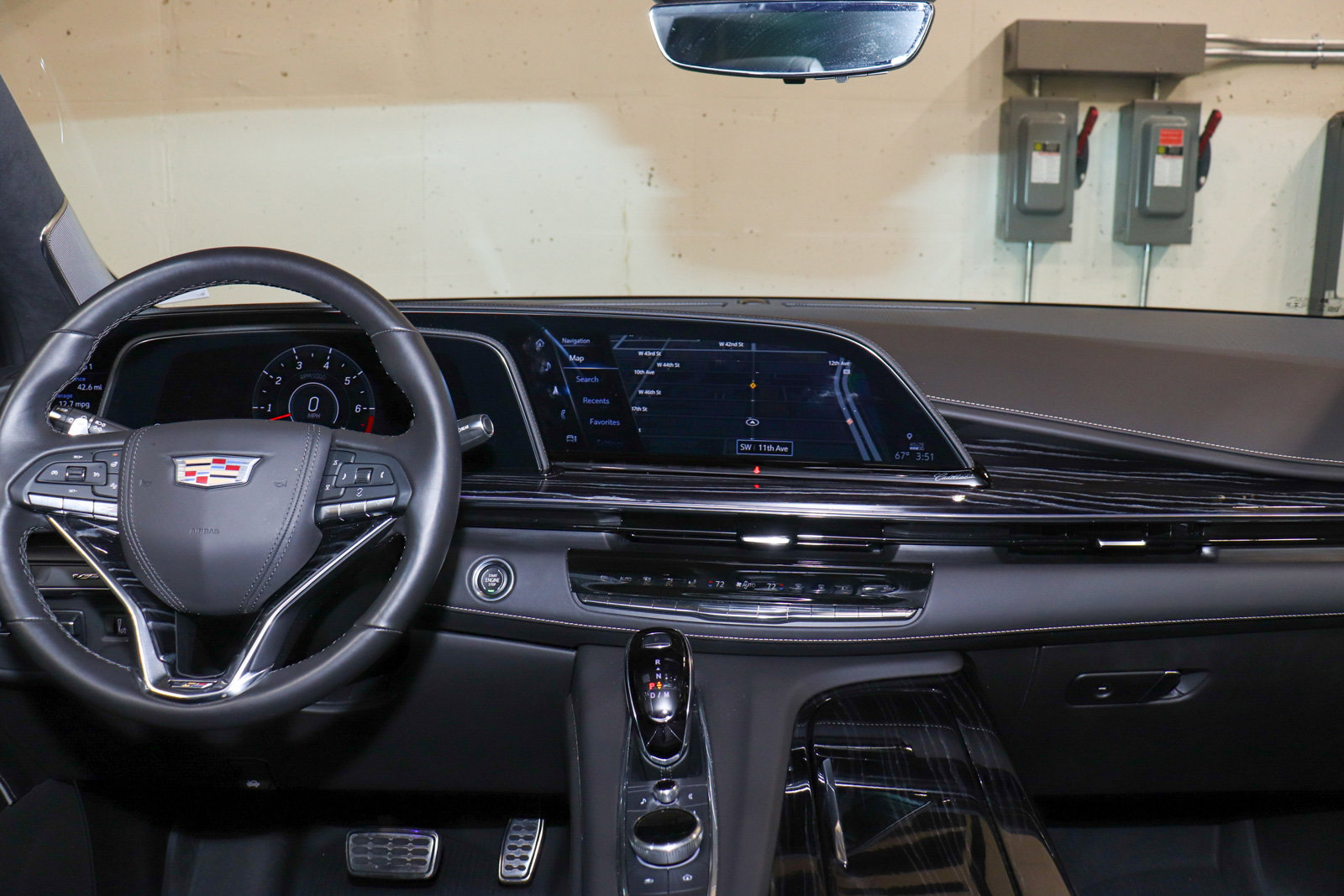 Used 2023 Cadillac Escalade V image 26