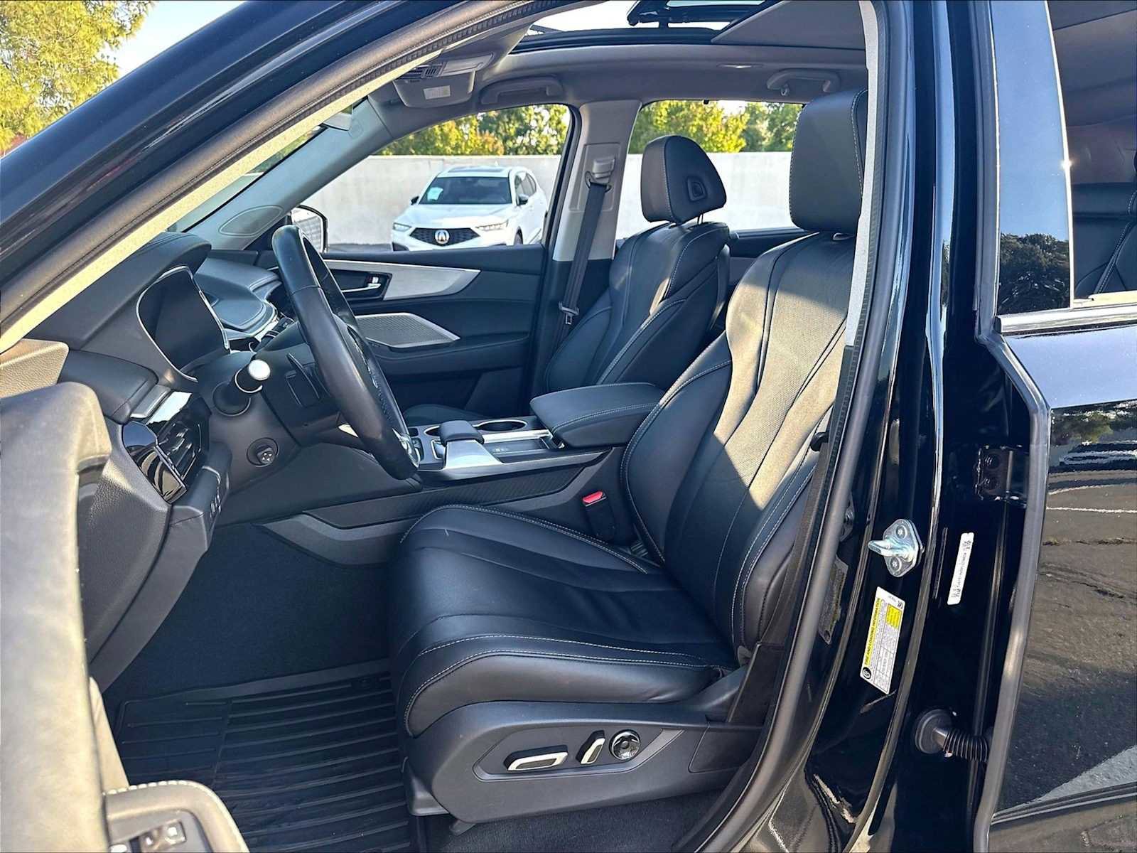Used 2023 Acura MDX SH-AWD w/ Technology Package image 27