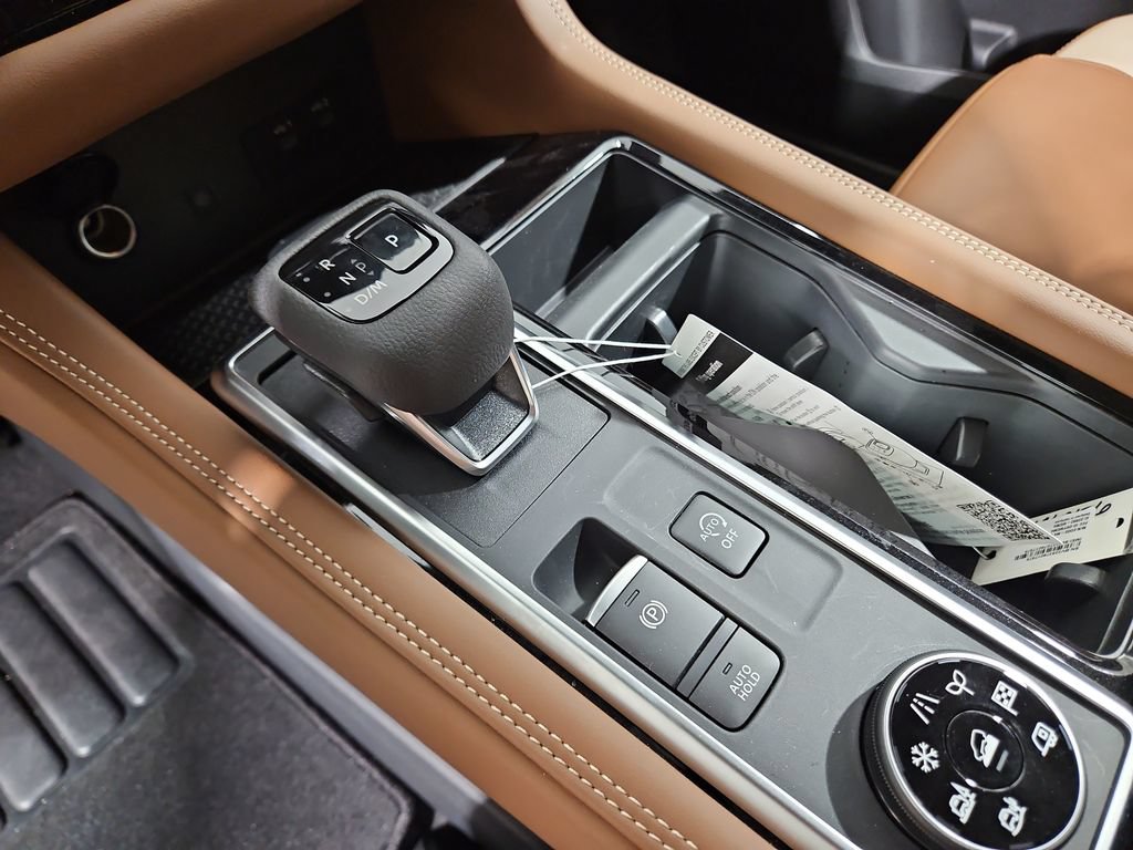 New 2026 Nissan Pathfinder Platinum AWD/4WD image 23