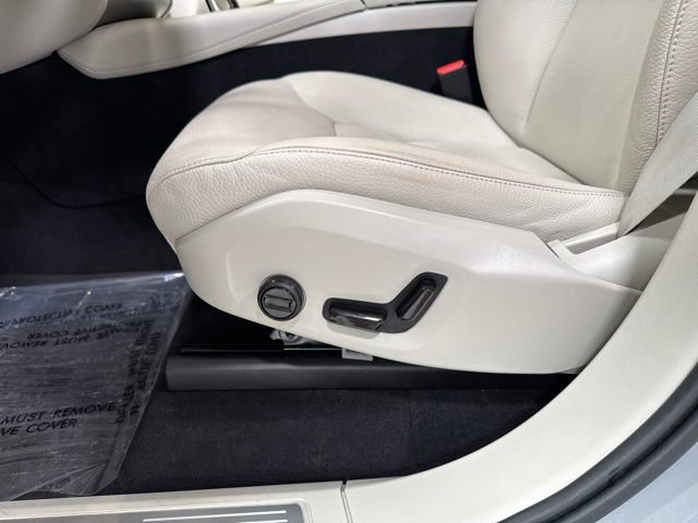 Used 2025 Volvo XC90 B6 Plus w/ Protection Package Premier AWD/4WD image 8