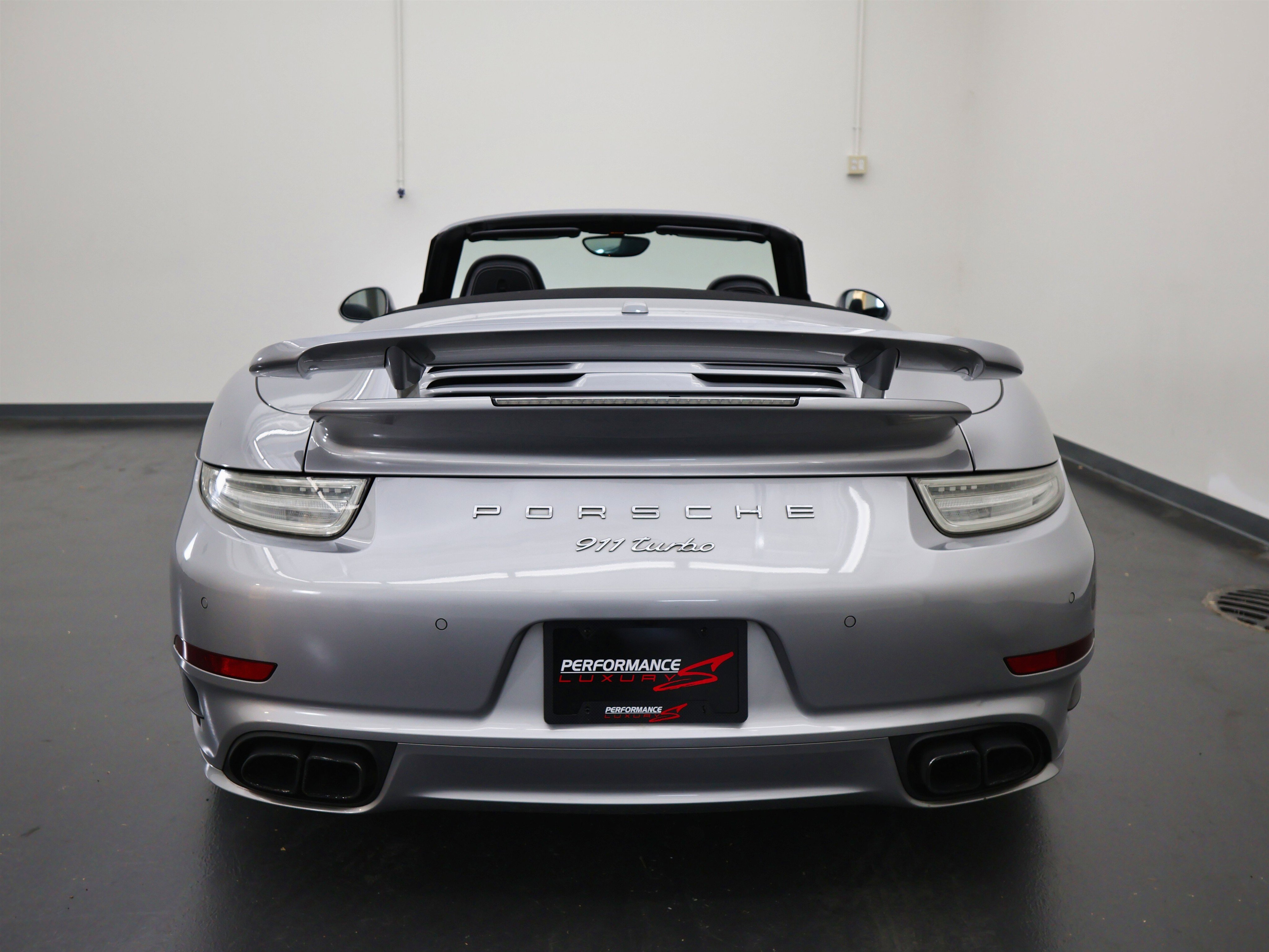 Used 2016 Porsche 911 Turbo image 5