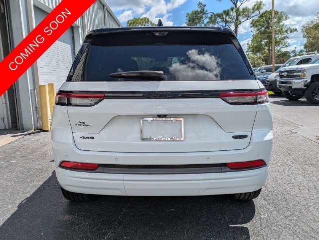 Certified 2026 Jeep Grand Cherokee Summit w/ Obsidian Package AWD/4WD image 5