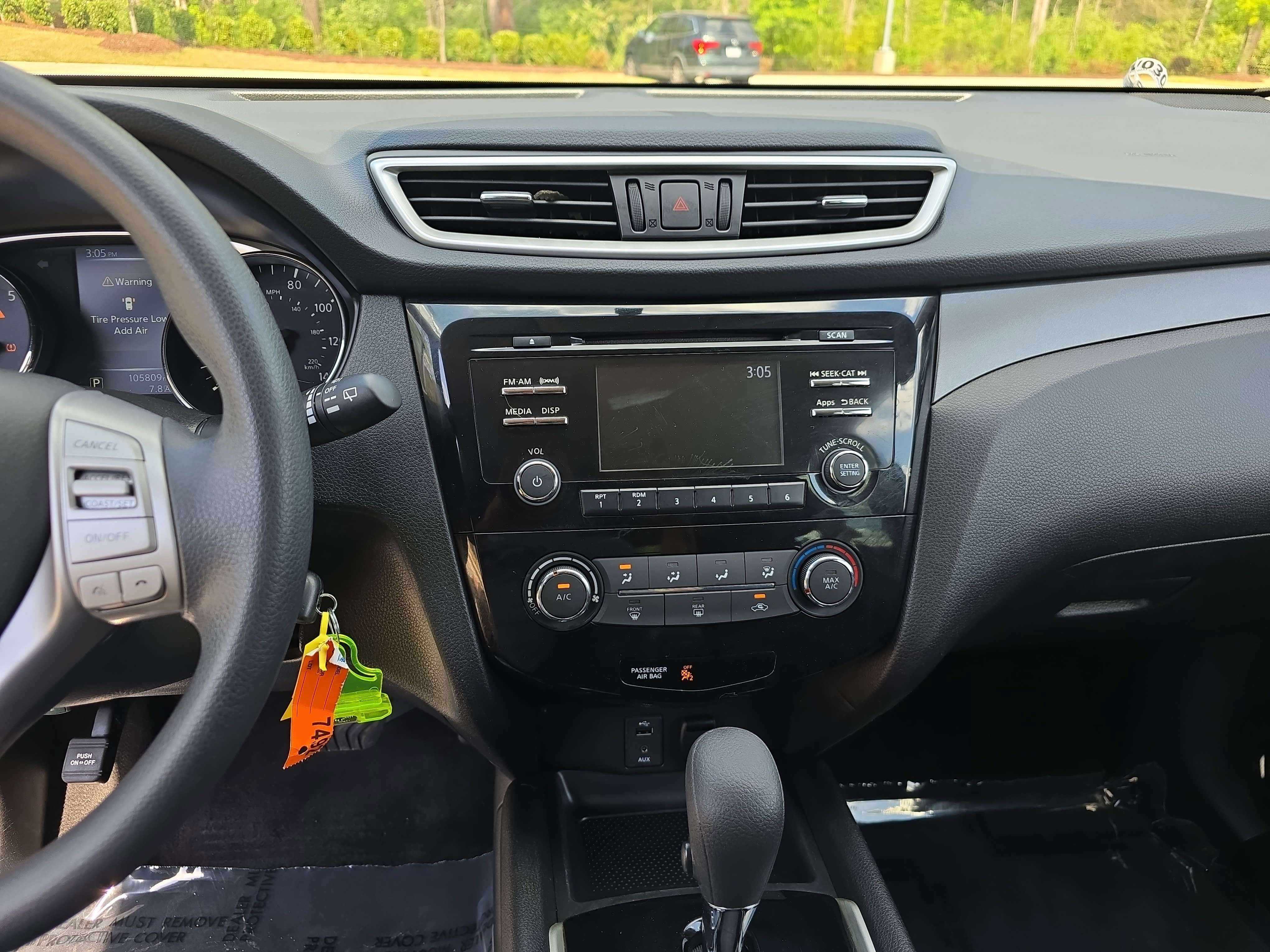 Used 2016 Nissan Rogue S image 22