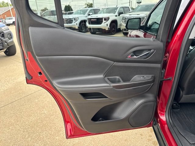 Used 2021 GMC Acadia SLT w/ Elevation Edition FWD image 21