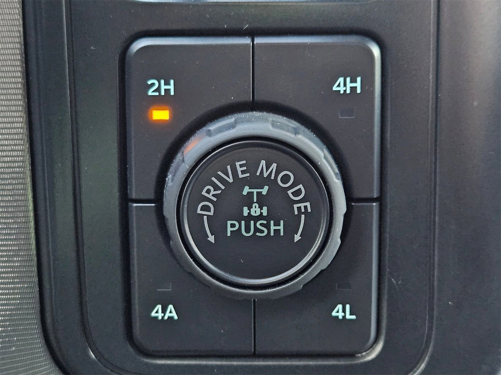 New 2025 Ford F150 Platinum w/ Equipment Group 702A High image 14