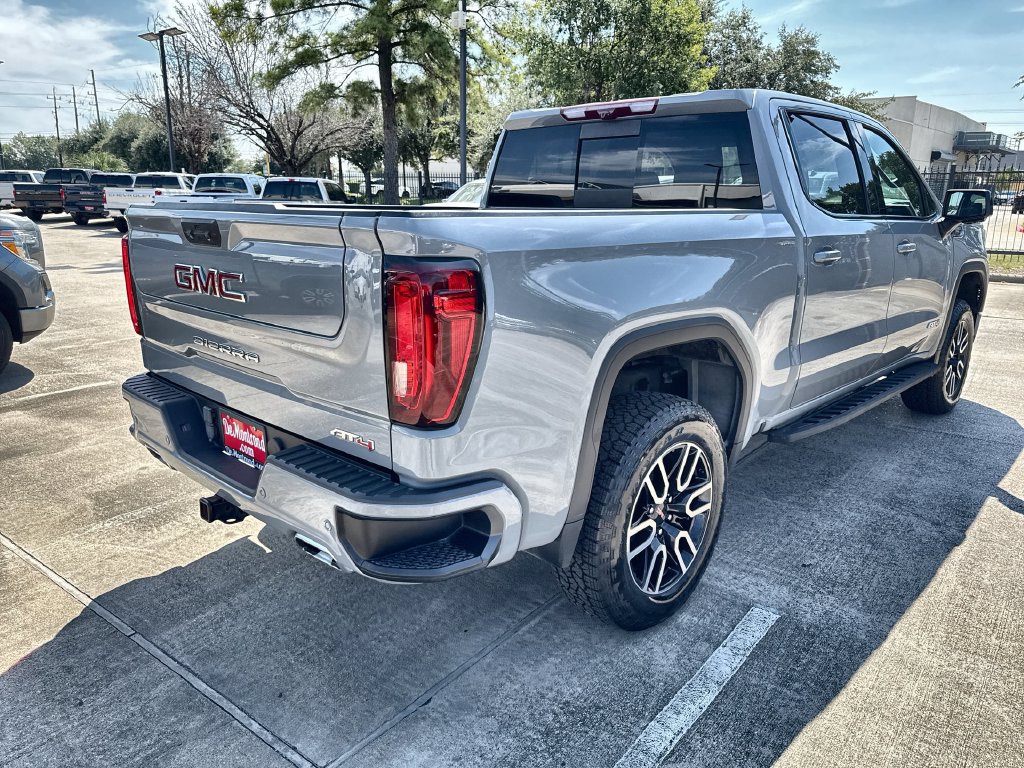 Certified 2024 GMC Sierra 1500 AT4 w/ Technology Package AWD/4WD image 11