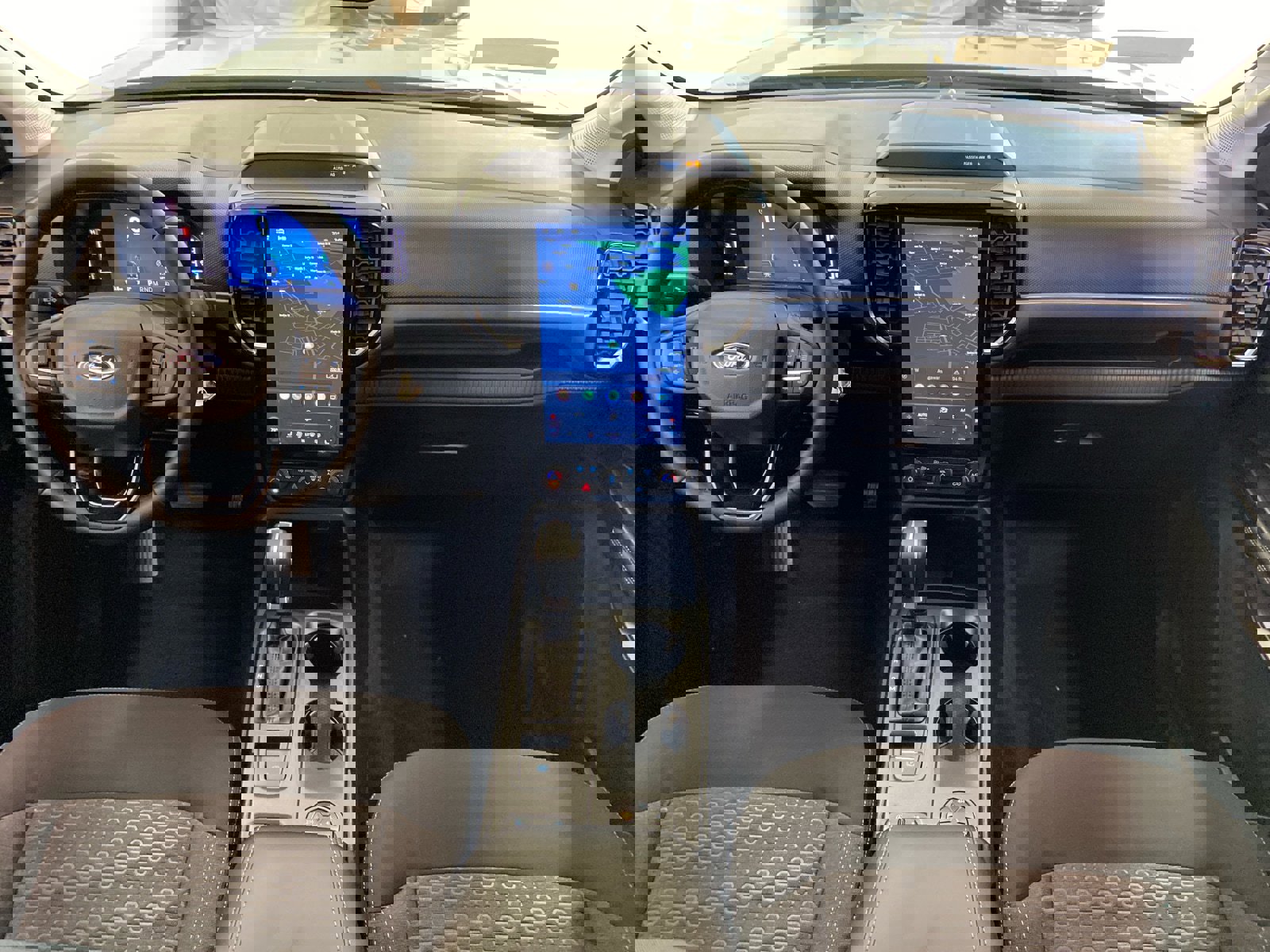 New 2025 Ford Ranger XLT w/ Equipment Group 301A High image 10