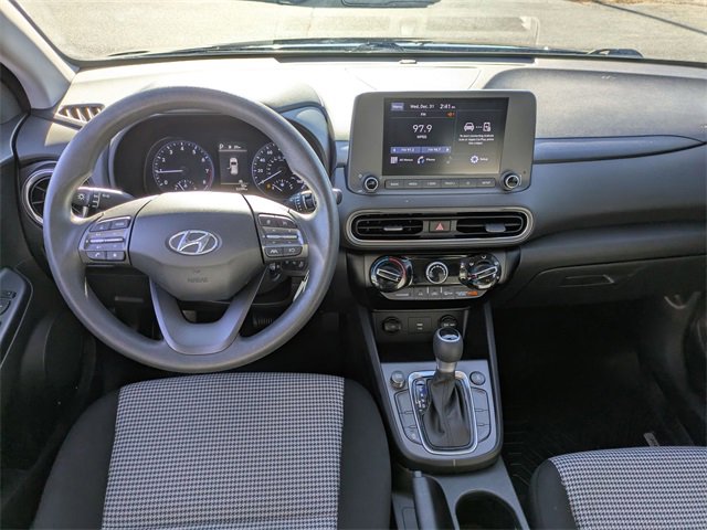Used 2022 Hyundai Kona SE image 26