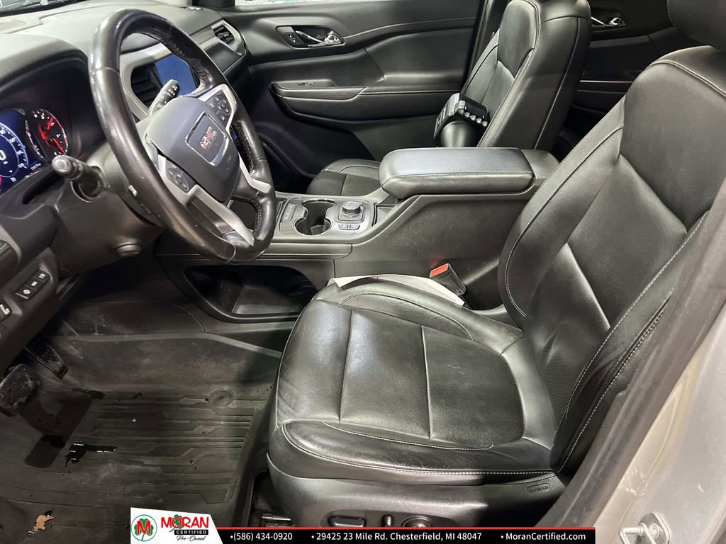 Used 2020 GMC Acadia SLT w/ Driver Alert Package II image 21