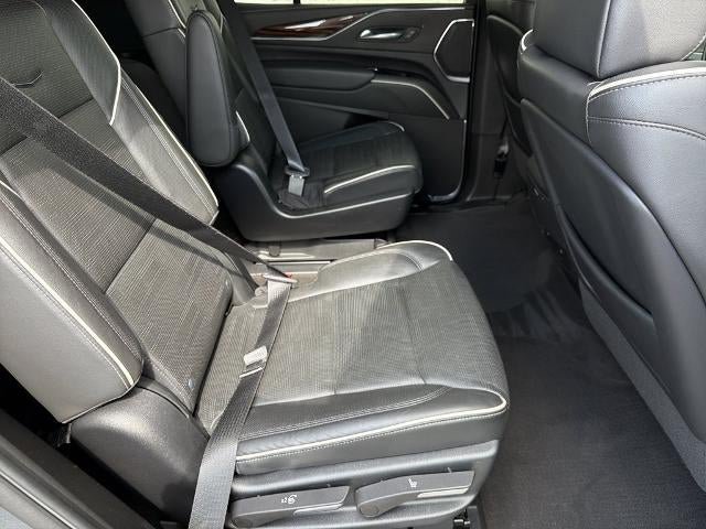 Certified 2022 Cadillac Escalade Premium Luxury AWD/4WD image 15