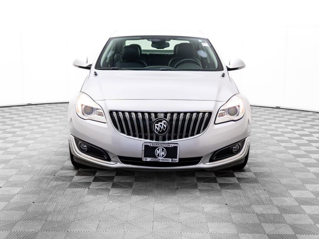 Used 2016 Buick Regal image 10