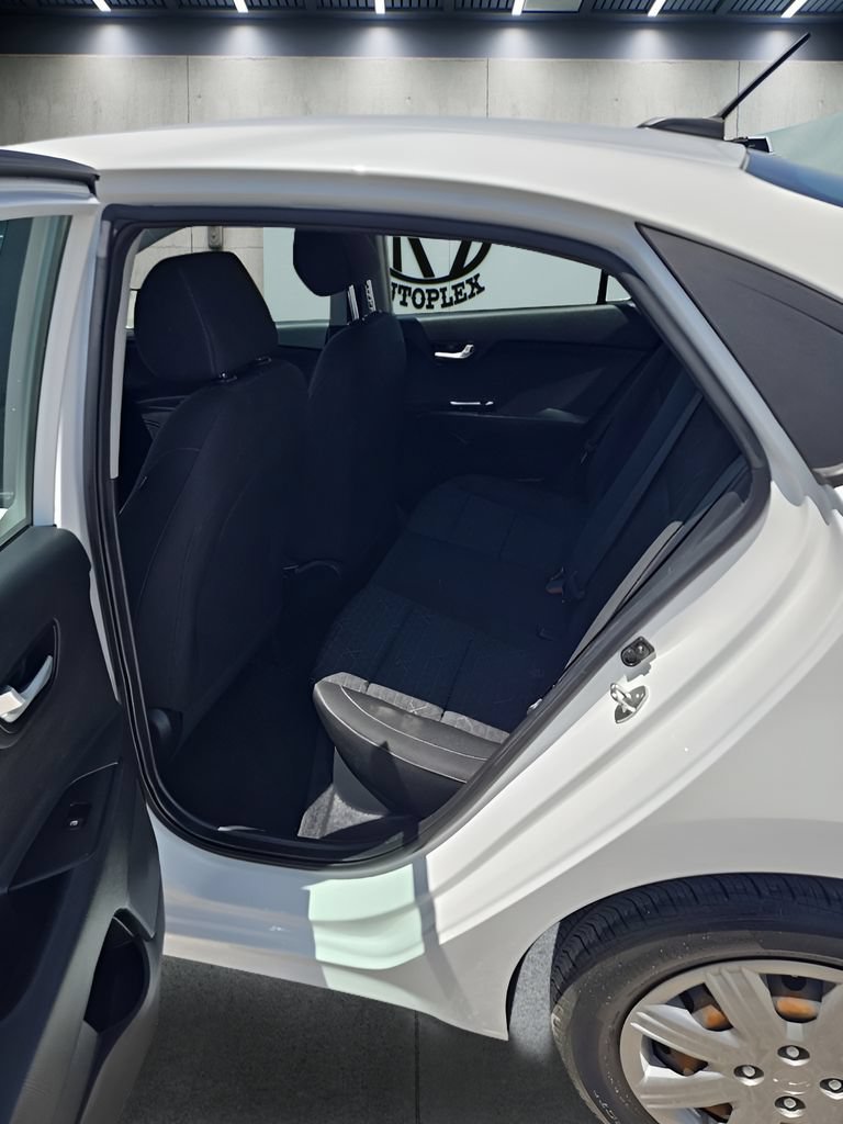 Used 2023 Kia Rio LX FWD image 30
