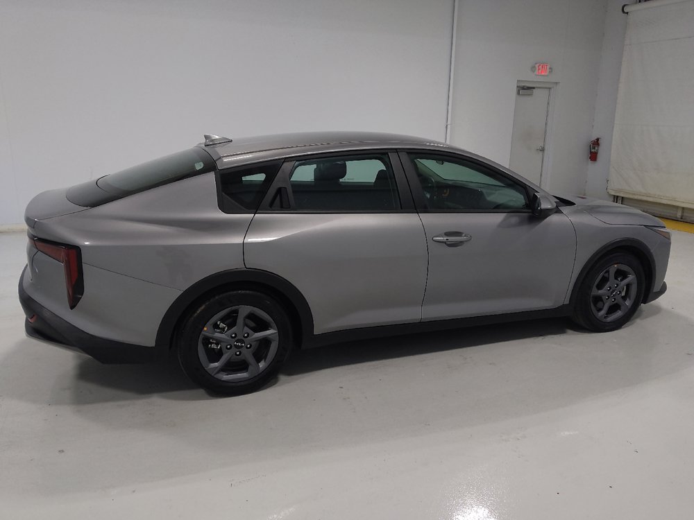 Used 2025 Kia K4 FWD image 10
