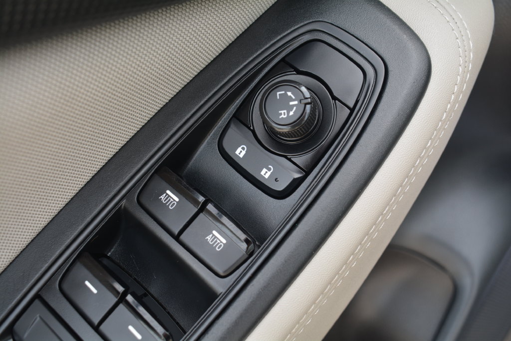 Used 2024 Subaru Forester Premium AWD/4WD image 8