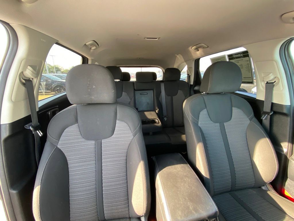 Certified 2023 Kia Sorento LX FWD image 29