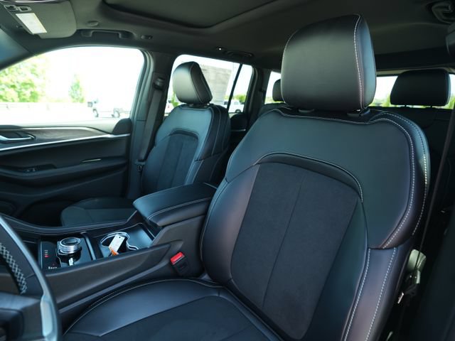New 2026 Jeep Grand Cherokee Altitude AWD/4WD image 40