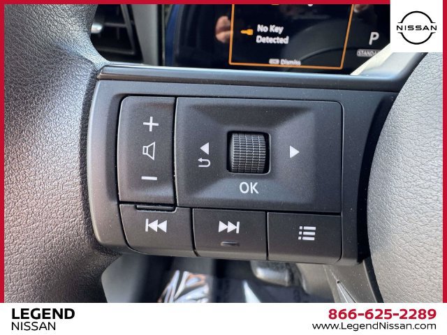 Certified 2025 Nissan Kicks SV AWD/4WD image 19
