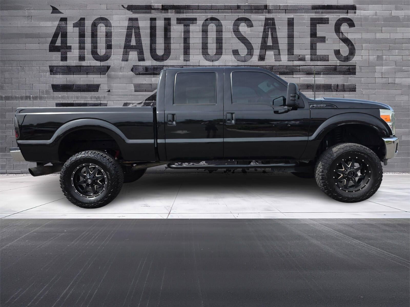 Used 2011 Ford F250 Lariat w/ FX4 4X4 Off-Road Pkg image 2