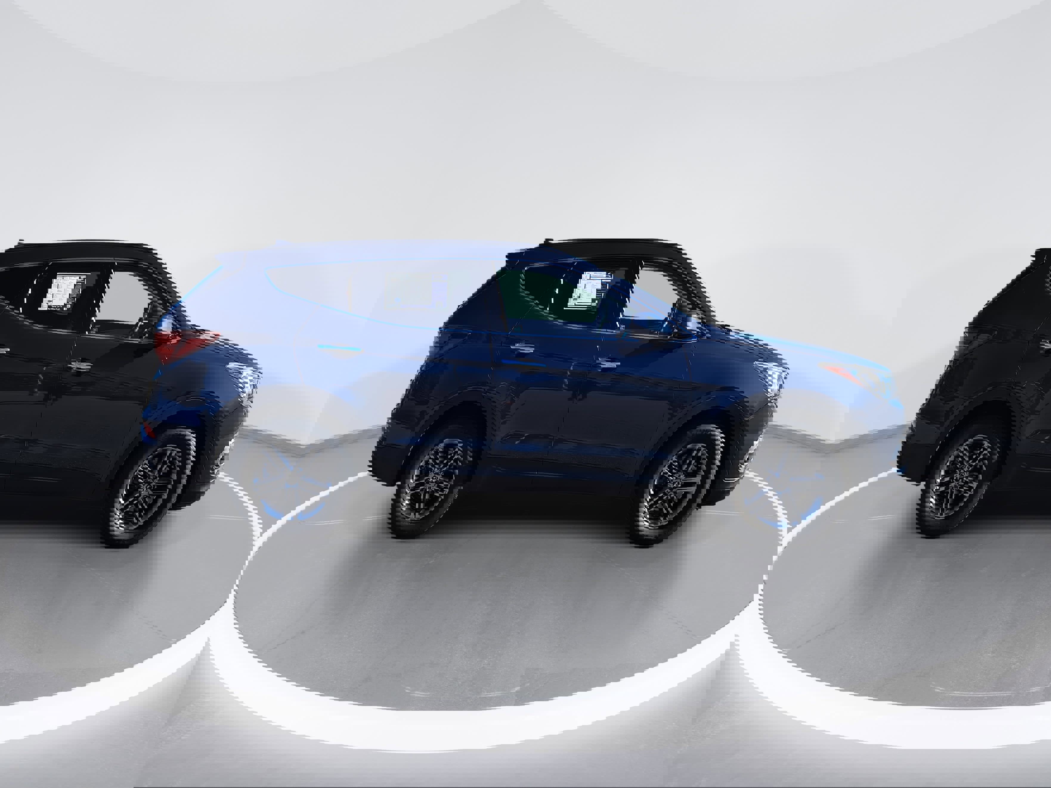 Used 2017 Hyundai Santa Fe Sport image 2