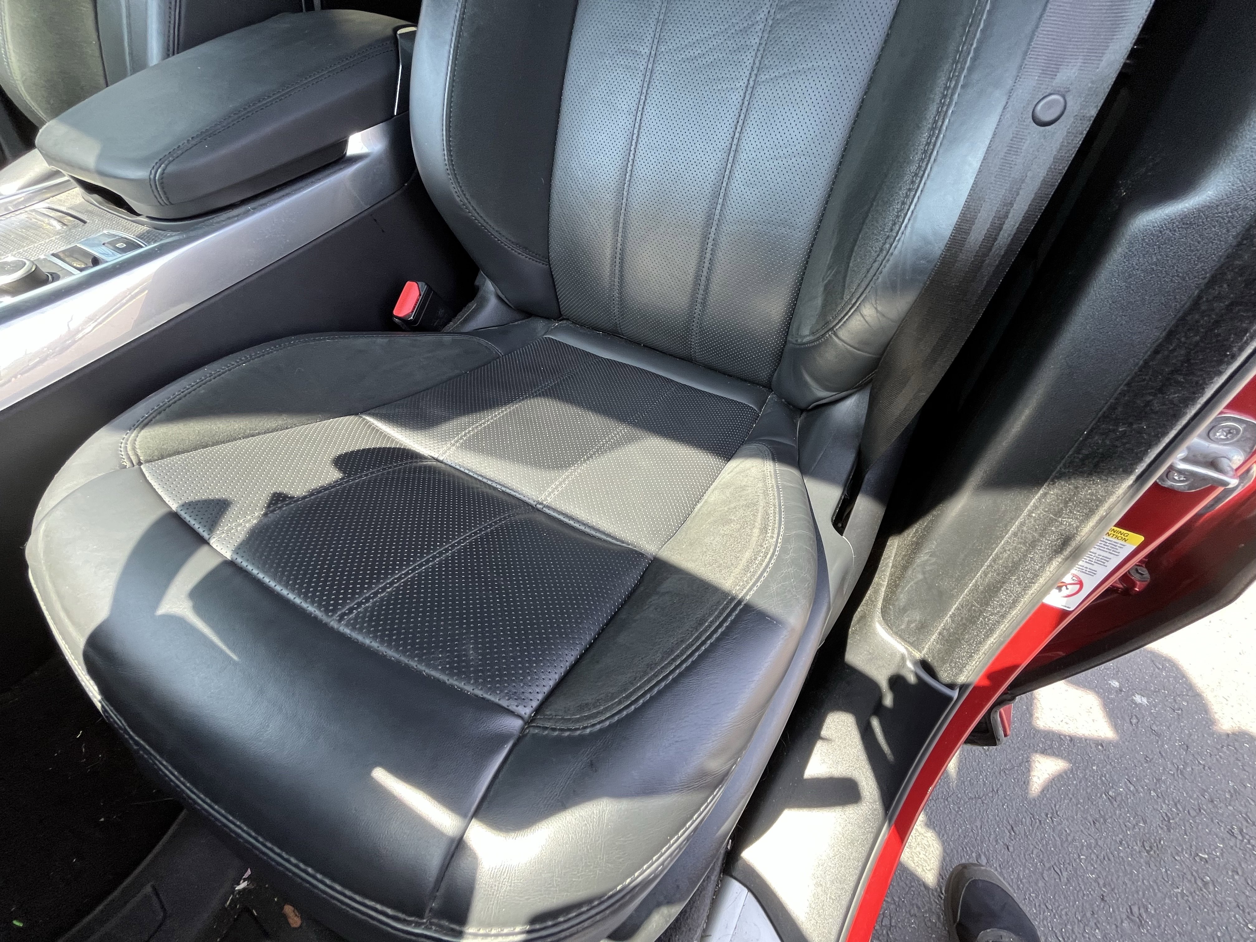 Used 2022 Land Rover Range Rover Sport HST image 17