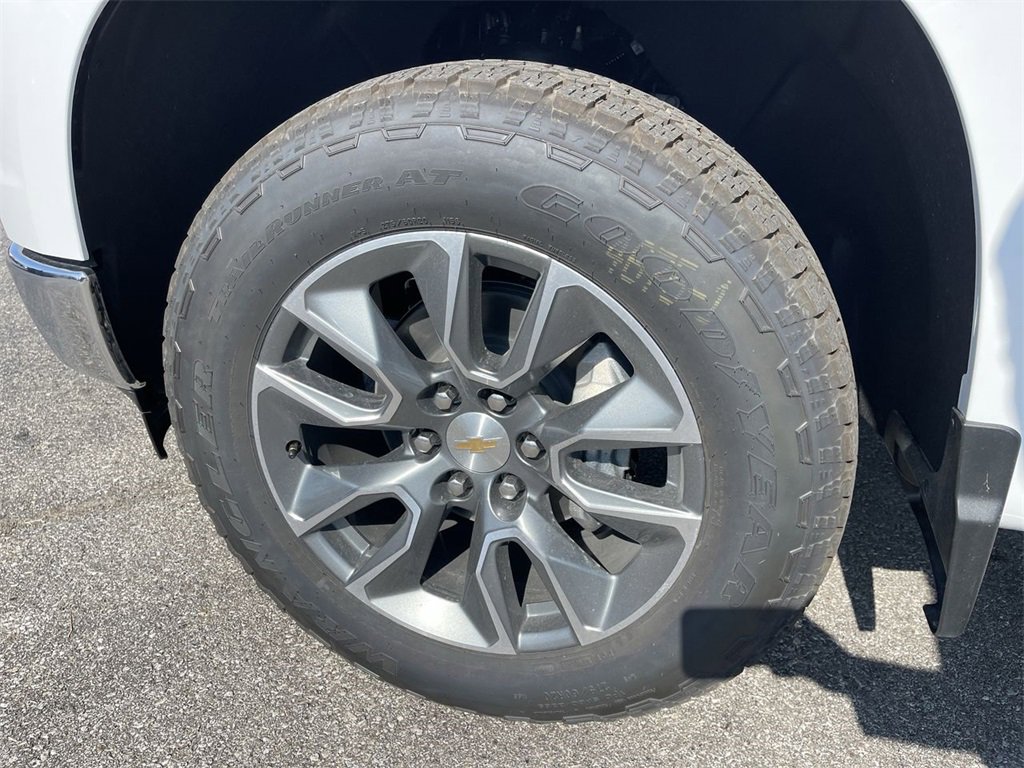 New 2026 Chevrolet Silverado 1500 LT image 10
