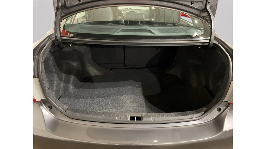 Used 2012 Toyota Corolla S image 5