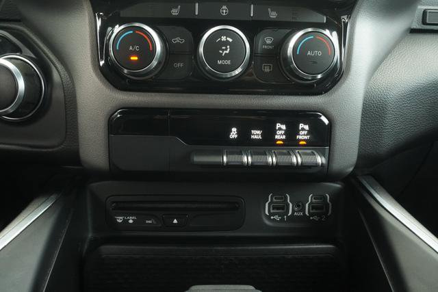 Used 2019 RAM 1500 Big Horn AWD/4WD image 20