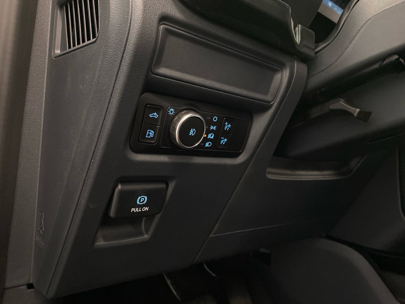New 2026 Ford F150 STX AWD/4WD image 18