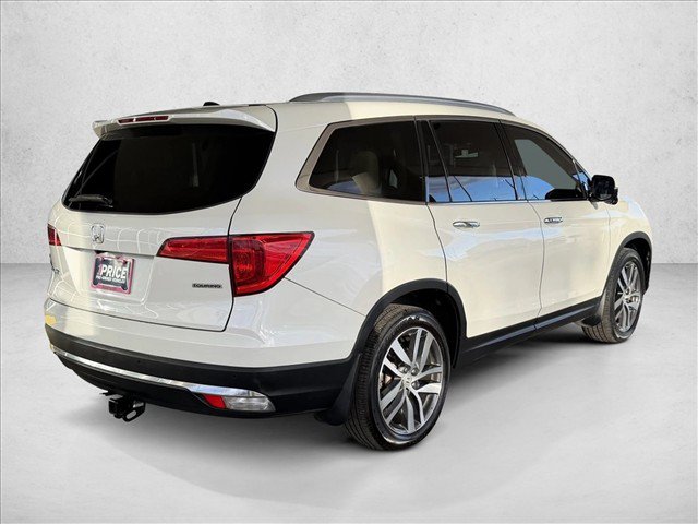 Used 2017 Honda Pilot Touring image 6