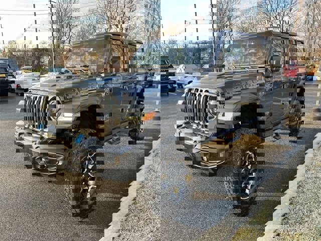 Used 2023 Jeep Wrangler Unlimited Rubicon 4xe w/ Cold Weather Group image 4