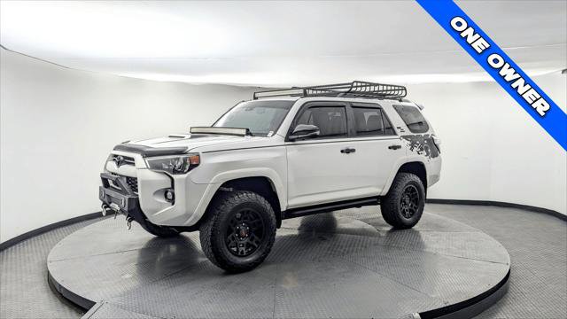 Used 2021 Toyota 4Runner Venture AWD/4WD image 2
