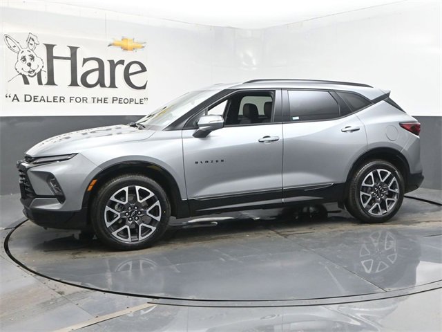Used 2025 Chevrolet Blazer RS image 31