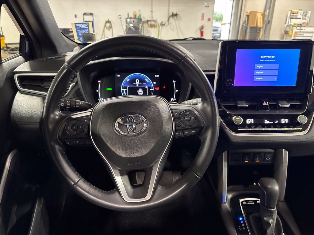 Used 2024 Toyota Corolla Cross AWD Hybrid w/ Convenience Package image 11