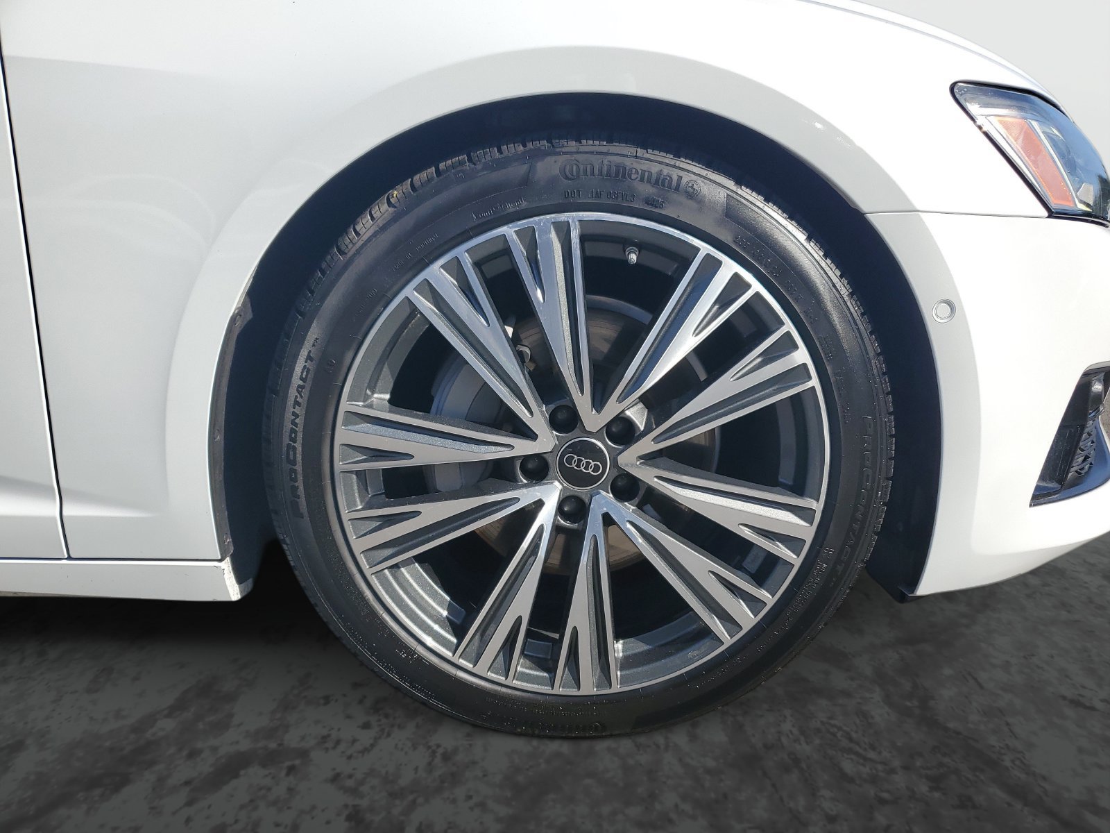 Used 2023 Audi A6 Premium Plus w/ Premium Plus Package AWD/4WD image 6