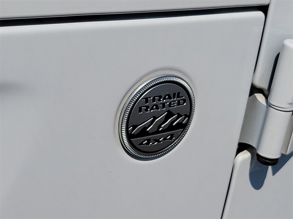 Certified 2021 Jeep Gladiator Sport image 31