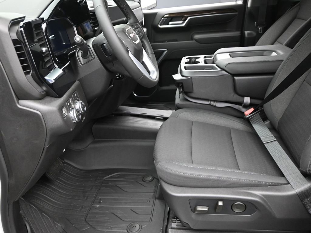 New 2026 GMC Sierra 1500 SLE image 11