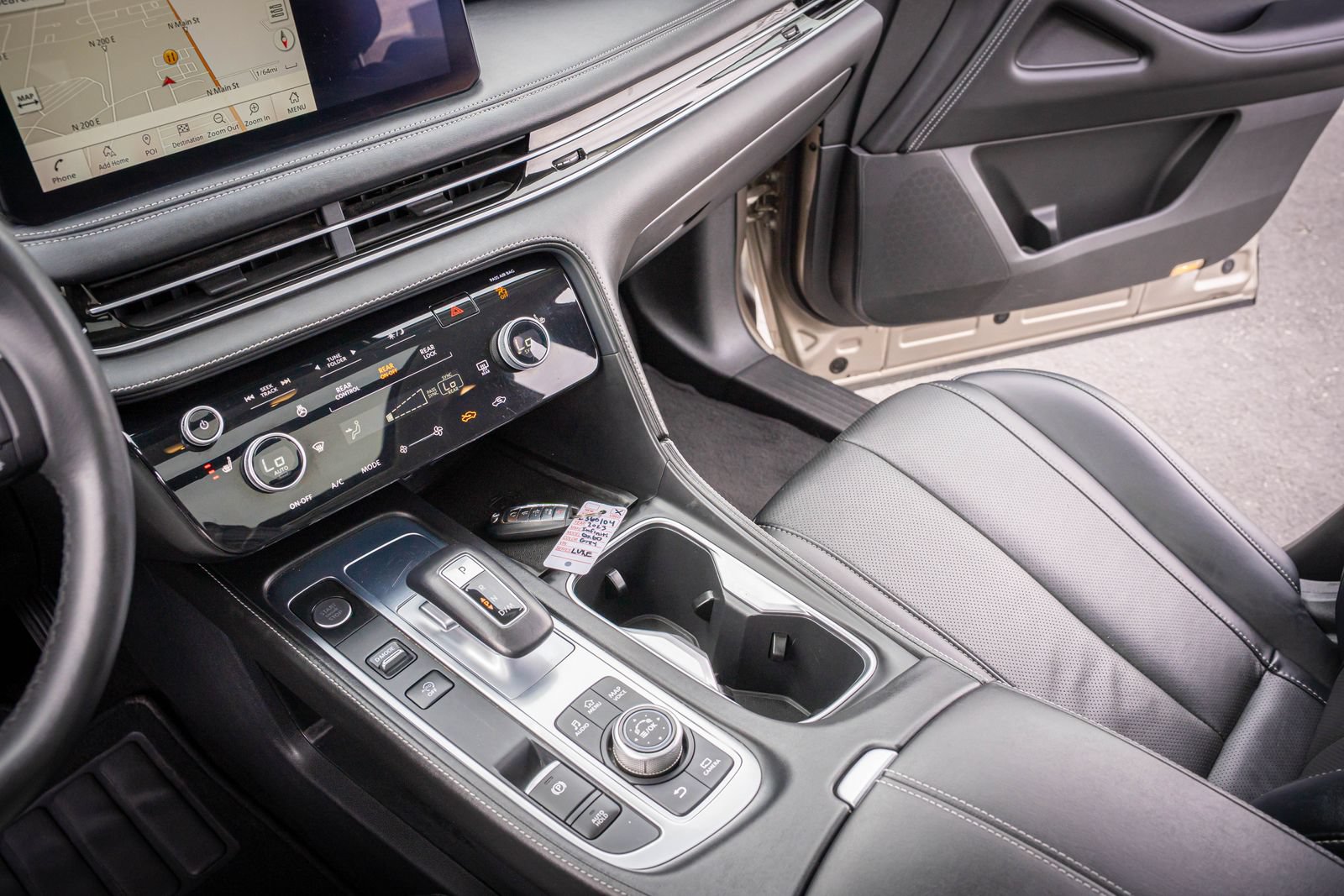 Used 2023 INFINITI QX60 Luxe AWD/4WD image 23