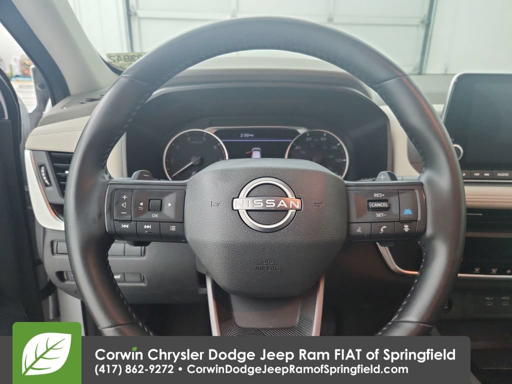 Used 2025 Nissan Rogue SV AWD/4WD image 21