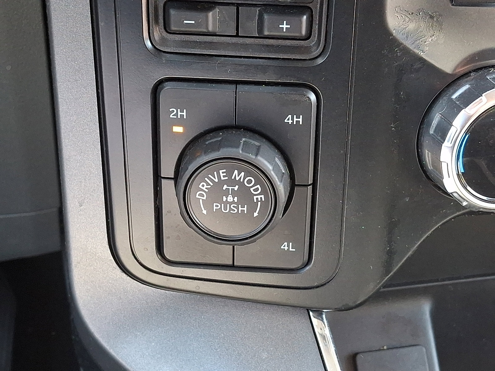 Certified 2023 Ford F150 XLT w/ Equipment Group 302A High image 32