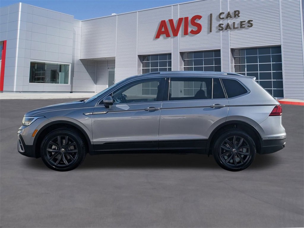 Used 2024 Volkswagen Tiguan SE image 10