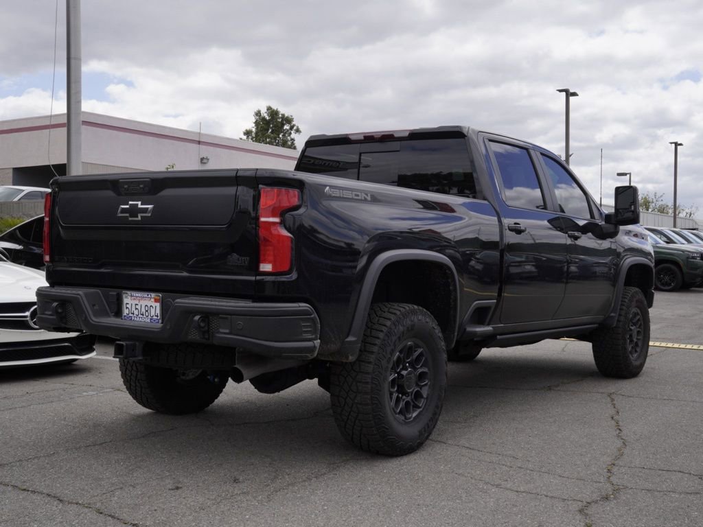 Used 2025 Chevrolet Silverado 2500 ZR2 w/ ZR2 Bison Edition AWD/4WD image 4