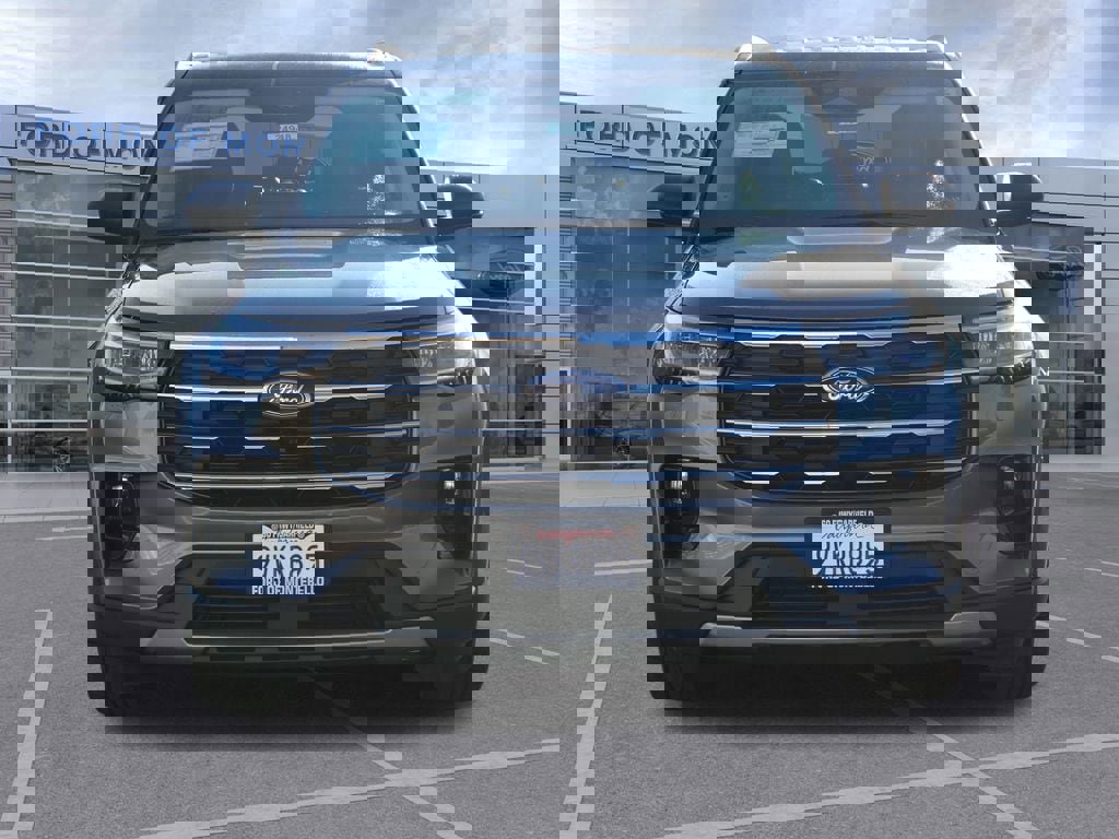 Used 2025 Ford Explorer Active w/ Active Comfort Package image 9